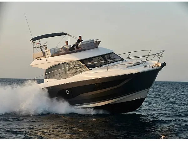 Prestige 420 Fly